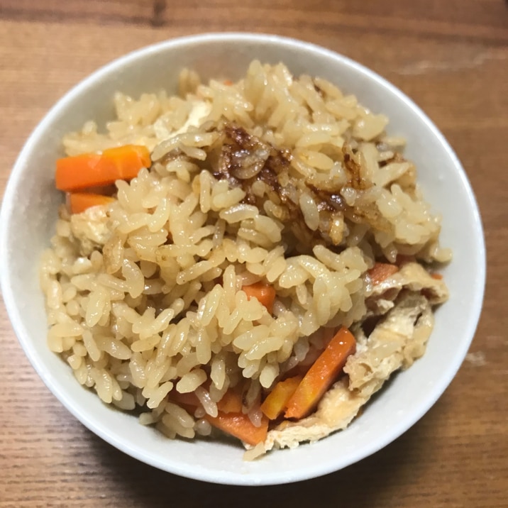 にんじんと油揚げの炊き込みご飯 レシピ 作り方 By Yoshiko 楽天レシピ